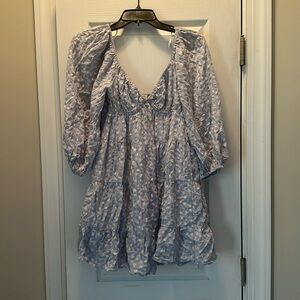 Worn once, 3/4th sleeve